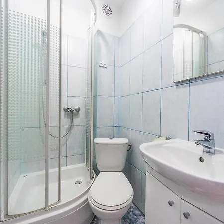 ゲストハウス Upwind Osłonino