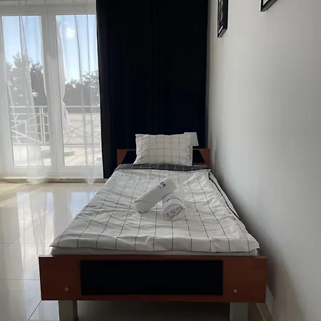 Upwind ゲストハウス 4*