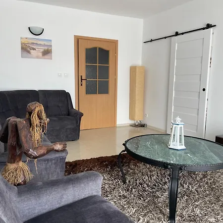 Upwind ゲストハウス Osłonino